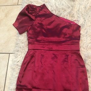 One shoulder dress
